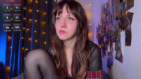 Snapshot of violettmo0n chatting on June 5, 2026, 12:28 am Next stream 1522026 400 GMT 3 online show from June 5, 2026, 12:28 am