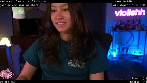 follow me on twitter violishh and ig violishh  online show from April 19, 2026, 1:38 am