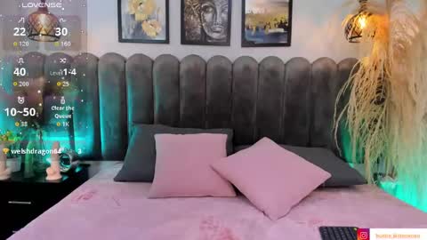 VIOLLET online show from October 2, 2025, 10:39 pm