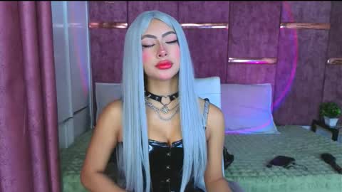 viollettebylyly online show from February 24, 2026, 12:47 pm