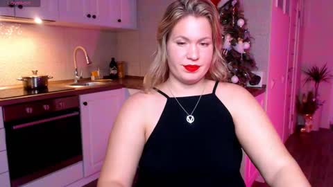Snapshot of vip_juicy chatting on January 11, 2025, 9:26 am  VelvettTime  online show from January 11, 2025, 9:26 am