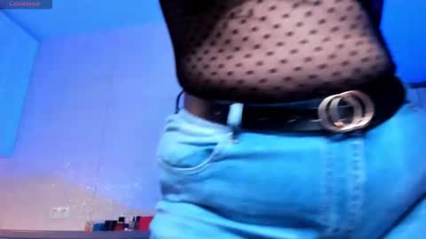 Snapshot of vip_juicy chatting on October 15, 2025, 5:57 pm  VelvettTime  online show from October 15, 2025, 5:57 pm
