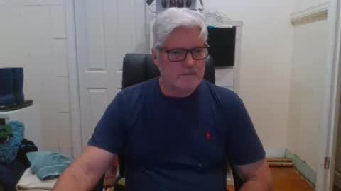 viper654321 online show from December 6, 2024, 7:43 am