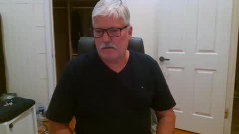 viper654321 online show from October 5, 2025, 8:45 am