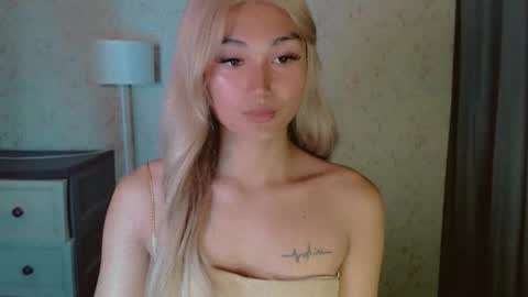 Pearl online show from June 8, 2026, 2:01 am