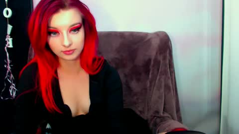 Snapshot of virgiluna chatting on December 9, 2024, 12:23 am VirginLuna online show from December 9, 2024, 12:23 am