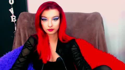 Snapshot of virgiluna chatting on December 13, 2024, 12:31 am VirginLuna online show from December 13, 2024, 12:31 am