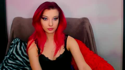 Snapshot of virgiluna chatting on January 25, 2025, 9:57 pm VirginLuna online show from January 25, 2025, 9:57 pm