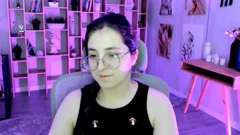 your love online show from November 5, 2025, 4:56 am