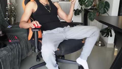 VITO BENZ online show from March 28, 2026, 1:22 pm