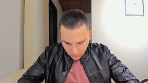 Vito Ferrer online show from January 20, 2025, 11:32 pm