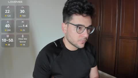 Vito Ferrer online show from September 28, 2025, 12:21 pm