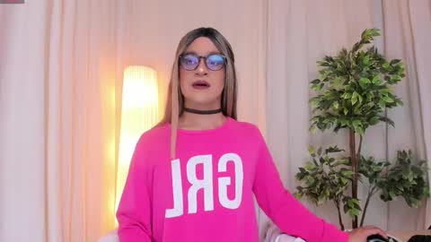 VittaaaPlease help me with your thumbs up its important  online show from March 2, 2025, 7:56 pm