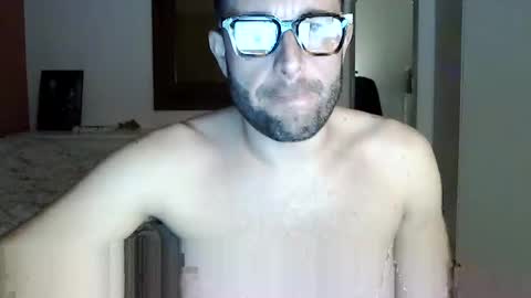 vittorio20cm online show from March 7, 2025, 7:27 pm