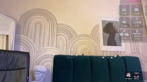 Vivian Evans online show from December 23, 2025, 1:14 am