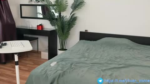 Vivian Vance online show from April 16, 2026, 3:24 pm