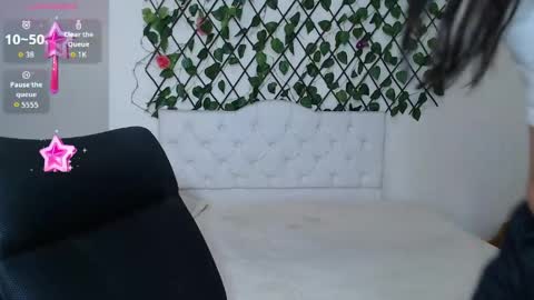 instagram Viviana73215 online show from April 22, 2026, 11:56 am