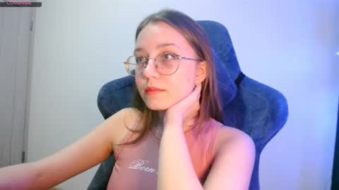 vivivivikkie online show from January 14, 2026, 10:14 pm
