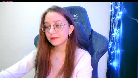 vivivivikkie online show from May 23, 2026, 9:19 pm