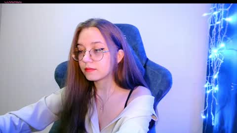 vivivivikkie online show from June 9, 2026, 9:26 pm