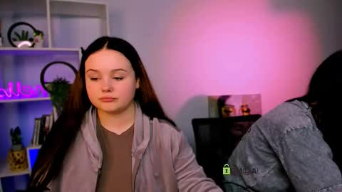 vivy_star online show from March 26, 2026, 7:41 pm