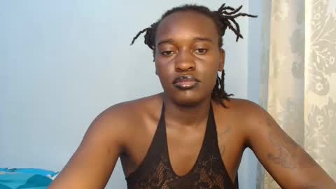 Snapshot of vixen_naughty chatting on October 14, 2025, 4:41 pm Naughty online show from October 14, 2025, 4:41 pm