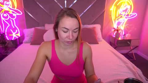 Ur Lady online show from December 22, 2025, 9:34 pm