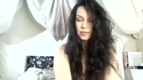 Vixxxy online show from January 9, 2025, 6:26 pm