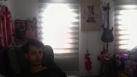 Snapshot of vl21cm chatting on September 19, 2025, 3:13 pm vl21cm online show from September 19, 2025, 3:13 pm