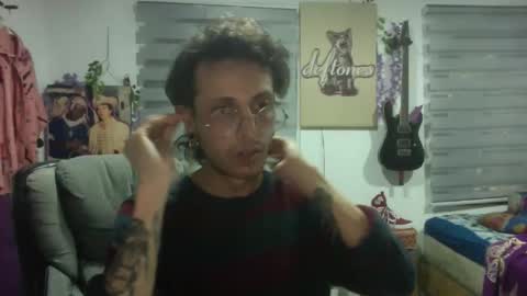 Snapshot of vl21cm chatting on October 26, 2025, 8:53 am vl21cm online show from October 26, 2025, 8:53 am