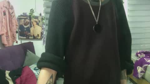 Snapshot of vl21cm chatting on November 16, 2025, 9:15 am vl21cm online show from November 16, 2025, 9:15 am