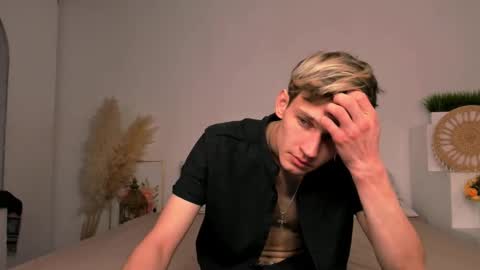 Snapshot of volan_starts chatting on February 6, 2026, 4:06 am Dan online show from February 6, 2026, 4:06 am