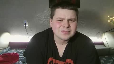 Snapshot of volshebnik_130 chatting on February 25, 2025, 3:16 pm Volshebnik1302 online show from February 25, 2025, 3:16 pm