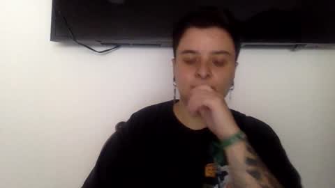 Snapshot of voodkha chatting on January 9, 2026, 5:04 pm Danny and Ale online show from January 9, 2026, 5:04 pm