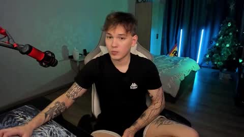 vova online show from January 12, 2026, 4:23 pm