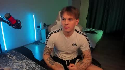 Snapshot of vova_belkin_ chatting on February 23, 2026, 10:29 pm vova online show from February 23, 2026, 10:29 pm