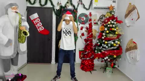 voyeurism_guys online show from December 16, 2025, 10:59 pm