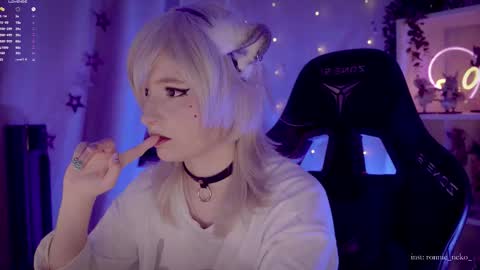 Snapshot of vronnier chatting on September 28, 2025, 6:13 pm vronnier online show from September 28, 2025, 6:13 pm