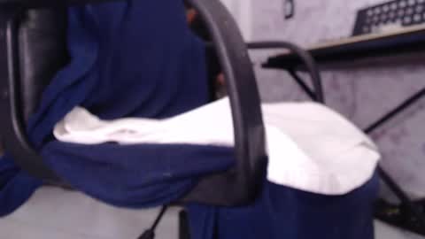 Snapshot of wake_and_bakee chatting on May 19, 2026, 9:54 pm John online show from May 19, 2026, 9:54 pm