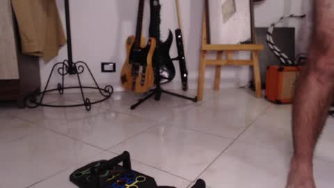 Snapshot of wake_and_bakee chatting on May 21, 2026, 11:12 pm John online show from May 21, 2026, 11:12 pm