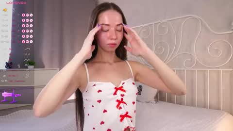  Lina online show from September 21, 2025, 4:47 am