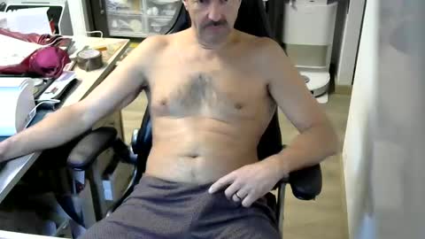 Waldo online show from November 12, 2025, 8:19 pm