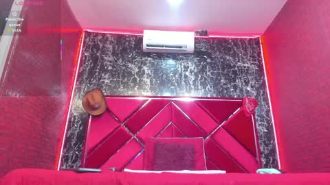 waleska   online show from March 26, 2026, 11:38 am