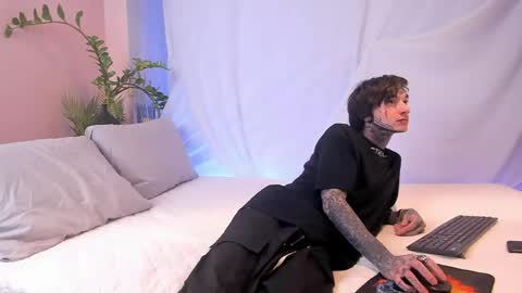 Walter online show from April 11, 2026, 11:47 am