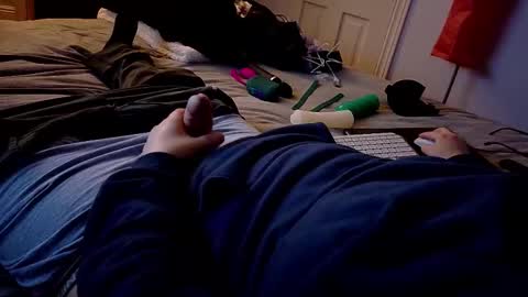 I love the ol in-n-out  online show from March 23, 2026, 4:16 am