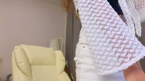 Wendy. Hello Honeys Ill see you 2nd 5th 7th this week love you3 online show from January 2, 2025, 7:29 pm