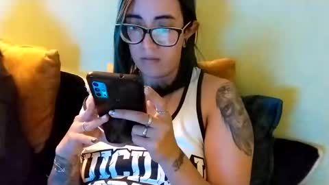 Snapshot of waningrosee chatting on January 3, 2025, 11:23 pm Waningrose Lu online show from January 3, 2025, 11:23 pm