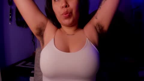 Snapshot of waningrosee chatting on January 20, 2025, 12:07 pm Waningrose Lu online show from January 20, 2025, 12:07 pm