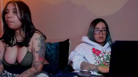 Snapshot of waningrosee chatting on March 7, 2025, 3:29 am Waningrose Lu online show from March 7, 2025, 3:29 am