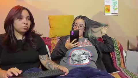 Snapshot of waningrosee chatting on September 16, 2025, 11:17 pm Waningrose Lu online show from September 16, 2025, 11:17 pm